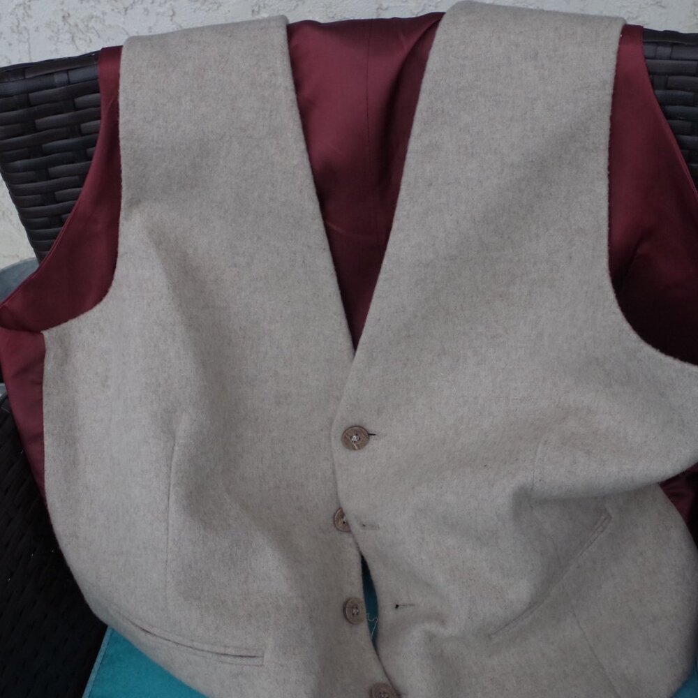 Wool & Cashmere By Boulevard Club Vest Men's